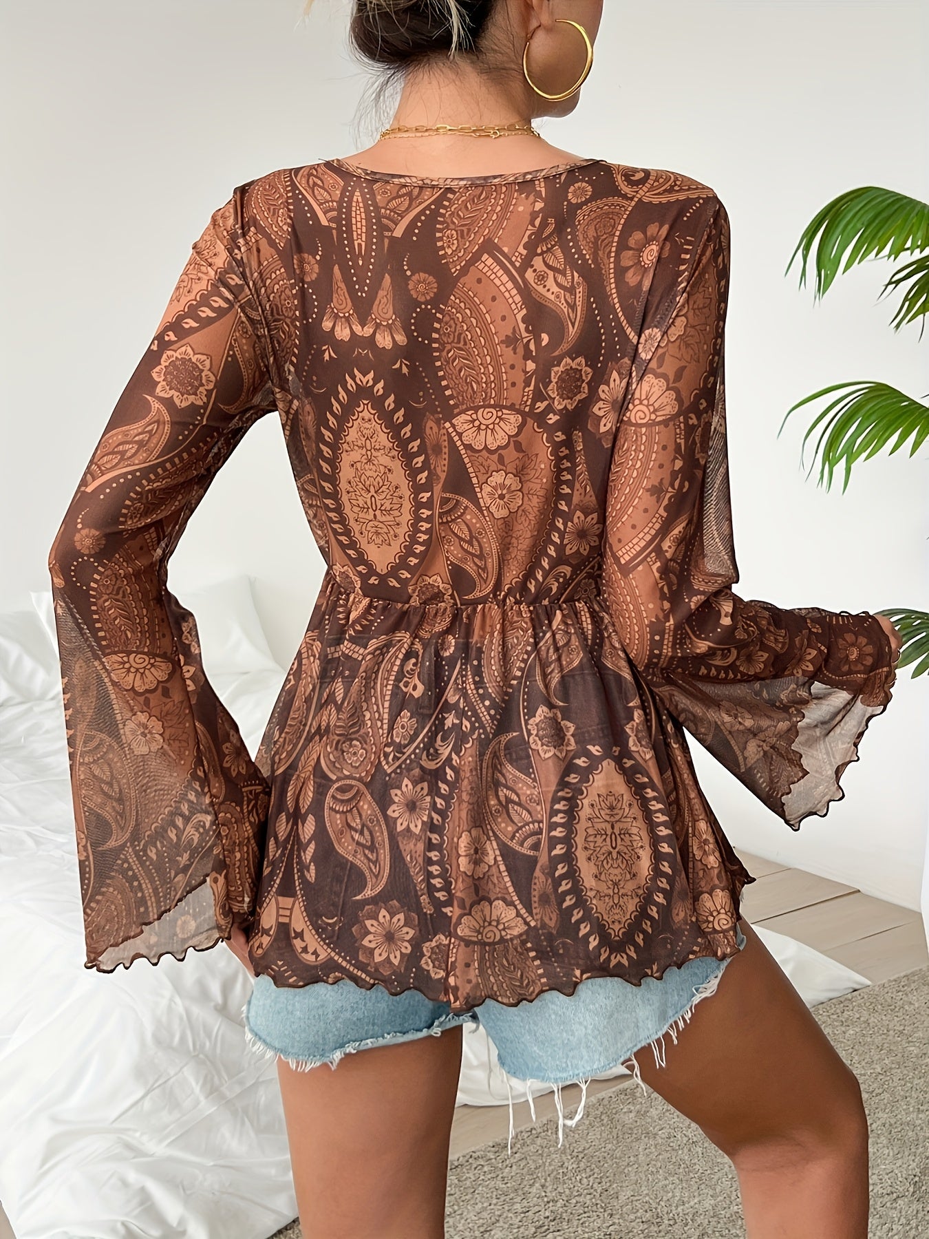 Noieria - Boho paisley top with bell sleeves for women