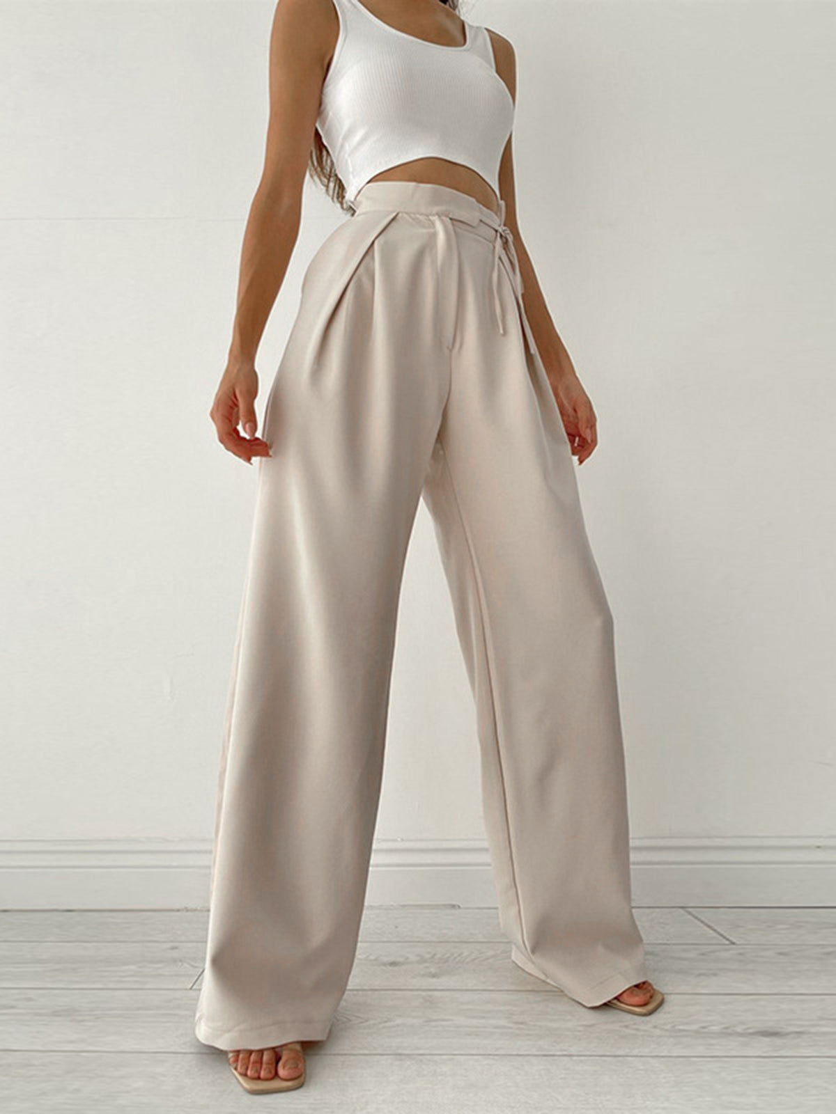 Noieria - Women's High-Waisted Palazzo Pants - Wide-Leg Fit - Pleated Waist - Full Length